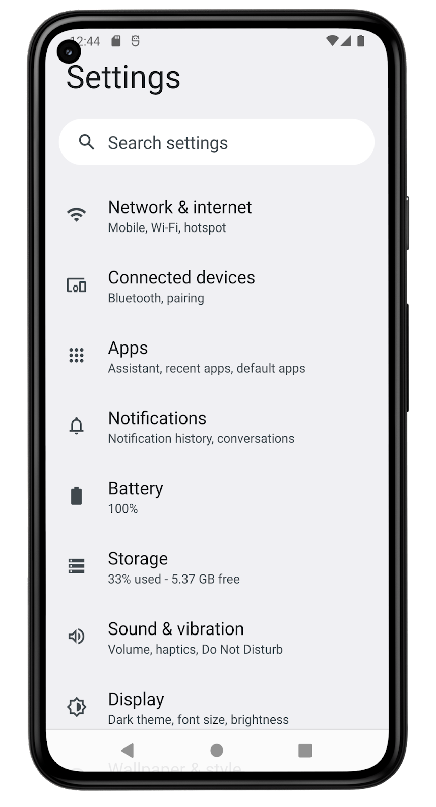 Screenshot aplikasi Setelan ini menunjukkan berbagai opsi menu untuk mengubah setelan pada perangkat. Item menu yang ditampilkan di layar adalah: Jaringan & internet, Perangkat terhubung, Aplikasi, Notifikasi, Baterai, Penyimpanan, Suara & getaran, serta Layar. 