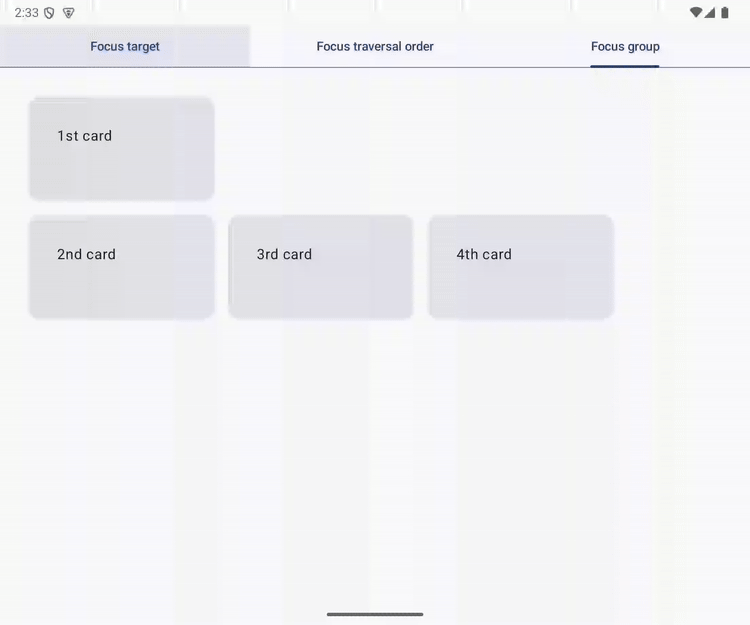 この GIF では、カードの下にフォーカス ターゲットがないため、ユーザーが下方向キーを押してもフォーカスがそのまま 2 番目のカードに留まる様子を示しています。