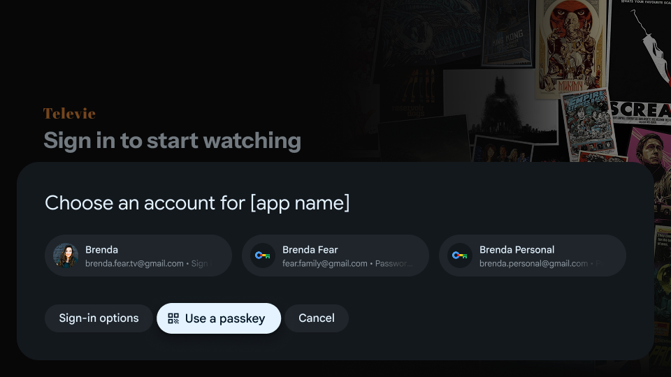 Indicación de acceso de Credential Manager en Android TV que muestra las cuentas guardadas para Acceder con Google y las contraseñas, junto con una opción para usar una llave de acceso.
