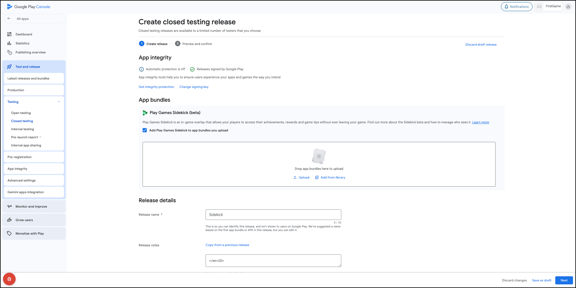 Флажок «Добавить Play Games Sidekick в загружаемые вами пакеты приложений» в Play Console.