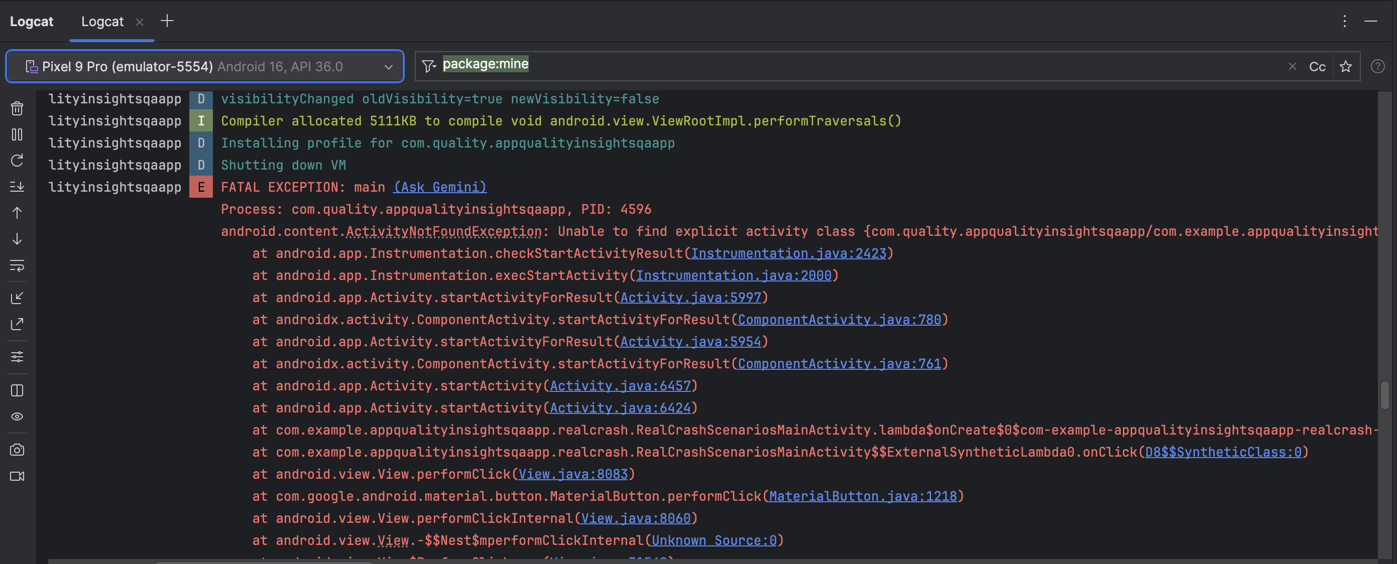 Logcat スタック トレースの先頭にある Gemini に質問するオプション