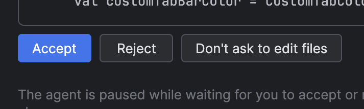 用于接受、拒绝或询问更改的选项。